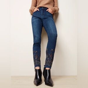 NWT Charlie B Embroidered Hem Dark Blue Jeans